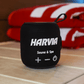Coluna Bluetooth Para Sauna Harvia em mesa.