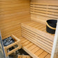 Sauna Sirius Corner com balde e pedras visíveis.