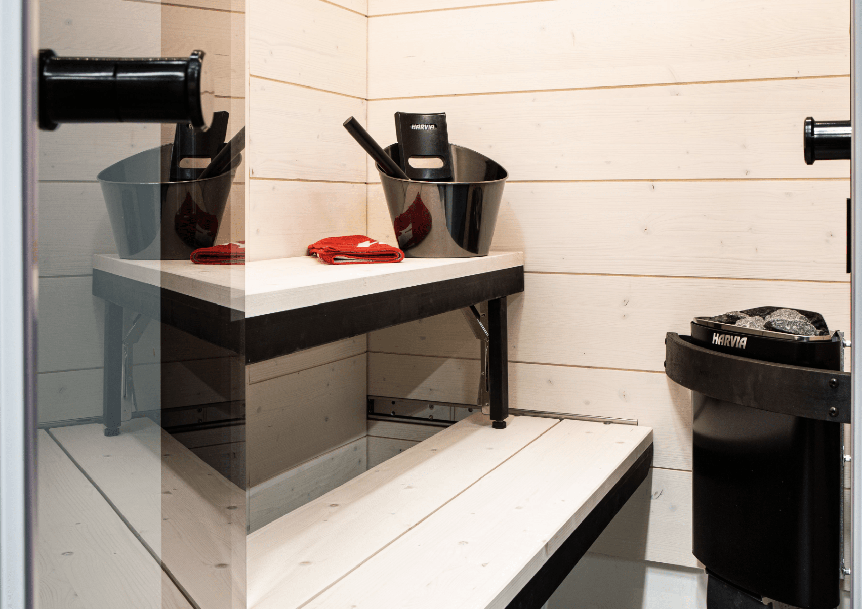 Sauna Smart Fold em um ambiente interno.