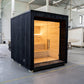 Sauna Exterior Lumi com porta de vidro integrada.